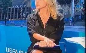 Paola ferrari è finita sui giornali tedeschi. Maf Npj6sxmovm