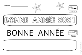 Ri Ml3m7vnae6m Colorie ses lèvres en vert clair et ses yeux en vert.
