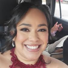 What is the weather like in Florida in December and is it possible to go to  the beach?