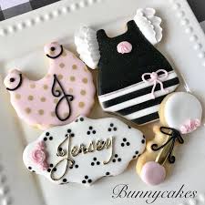 Black And White Baby Shower Cookies Cute Baby Shower Decorated Sugar Cookies For A Baby Girl In Black White Pink And Gold Perfect With Images Cookie Decorating Baby Shower Cookies Sugar Cookies Decorated