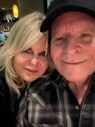 Joe and I ringing in the New Year! а QWhatdoyouwanttoplay?  Whatdoyouwanttoplay? K& Popular IBelleveinJ nJe EdgeiBitch Edges Bitch