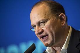 HSBC Chairman Mark Tucker in Hong Kong, Says China 'Too Big to Ignore'