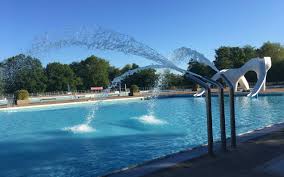 Essen Miese Freibad Saison Wegen Corona Ein Bad Dicht Radio Essen
