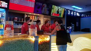 Parklake, strada liviu rebreanu nr. Foto S A Deschis Cineplexx Satu Mare Primele Imagini