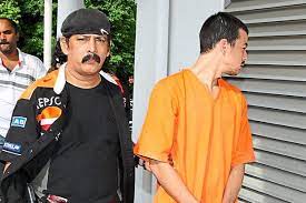 Tunku ibrahim ismail yang menikahi raja zarith sofiah pada 1982 dikurniakan lima putera dan satu puteri, iaitu tunku ismail idris abdul majid abu bakar iskandar. Alang Reza To Be Held For Three More Days