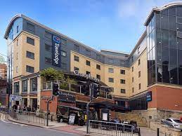 Loving the glory hole! - Review of Hotel ibis budget Leeds Centre, Leeds,  England - Tripadvisor