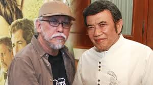 Pria kelahiran tasikmalaya itu menyuguhkan tembang malam minggu yang liriknya diganti menjadi malam rabu. Saat Rhoma Irama Dan Iwan Fals Saling Lempar Puja Dan Puji Kumparan Com
