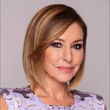 Andrea Huszar's Instagram, Twitter & Facebook