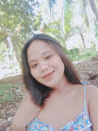 Money problems and business opportunities discussion