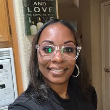 Happy Birthday mom. Help me wish my moms a Happy Birthday good people