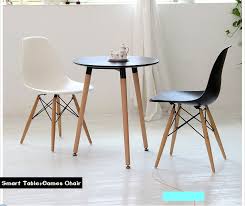 You can store flatware, napkins and candles in the 6 drawers under the table top. Chat Combinaison De Bois Massif Ikea Nordic Tables Rondes Et Chaises Decontracte Et Simple Blanc Table Carree Petite Table Basse Ronde Aliexpress