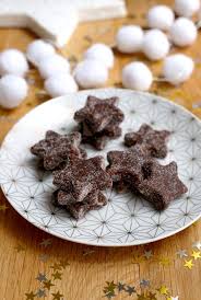 Brunsli Ou Bruns De Bale Biscuits De Noel Recette Biscuit De Noel Biscuits Noel Cuisine
