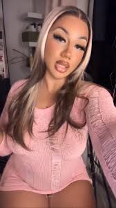 Thick and Fluffy Strip Lashes in the Style SIREN