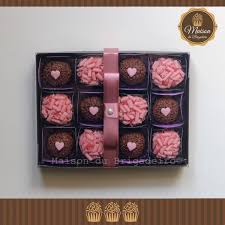 Caixa Para O Dia Dos Namorados Caixa Decorada Para Presente Com 16 Brigadeiros Gourmet No Elo7 Danique A9e379 Caixa De Brigadeiro Embalagem Para Brigadeiro Presentes Comestiveis