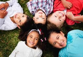 The united nations recognizes the importance of creating awareness for the protection of children's rights and, to that end, holds a day for adults to recognize their role in the protection of this right of children to enjoy a healthy and peaceful life. Dia Del Nino Y De La Nina En Venezuela