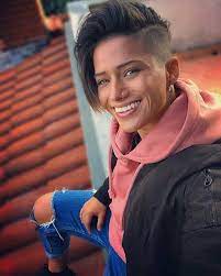 Https Www Facebook Com 230728442717 Photos A 10153687361587718 10156807603687718 Type 3 Theater Ifg 1 Tomboy Hairstyles Lesbian Hair Short Hair Styles