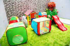 Selain itu, kesenangan mereka untuk bermain menjadikan suasana rumah menjadi lebih ceria dan semarak. Grantnsaipan Desain Taman Bermain Anak Di Rumah