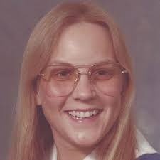 Taylor Stice's Instagram, Twitter & Facebook