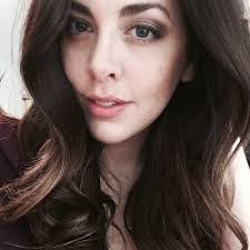 Mary Dewitt's Instagram, Twitter & Facebook