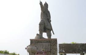 Việc di dời công trình là một trong các hạng mục của dự. LÆ° HÆ°Æ¡ng TrÆ°á»›c TÆ°á»£ng Ä'á»©c Thanh Tráº§n Ä'á»ƒ NgÆ°á»i Dan Bá»'n Mua HÆ°Æ¡ng Khoi Ä'á»i Sá»'ng Thanh Nien