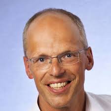 Neuer Schulleiter am Rhabanus-Maurus-Gymnasium