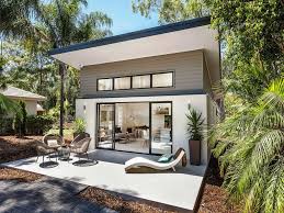 Like page,free home design ideas daily. Decor With Cricut Modern Small House Plans With Photos
