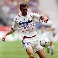Me voy porque el club no me da la confianza que necesito. Fifa World Cup 1998 Fifa Com