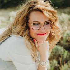 Amazon.com: Los Hijos del Mañana: Génesis (Spanish Edition): 9788419700742:  Moreno, Stella: Libros