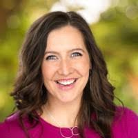 Amanda Littrell's Instagram, Twitter & Facebook