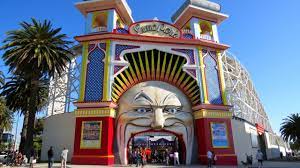 Di sini ada pelbagai hidupan laut yang terletak di st kilada, taman tema luna park, melbourne merupakan destinasi wajib di melbourne. 25 Tempat Wisata Terbaik Di Melbourne 2021 Wisata Muda