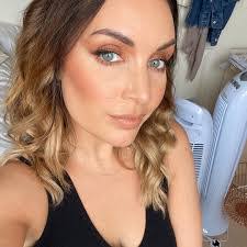 Tanya Gilmore's Instagram, Twitter & Facebook