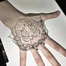 Black And Grey Foo Dog Hand Tattoo Pin On Dibujo