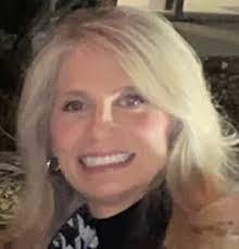 Diane Weber's Instagram, Twitter & Facebook