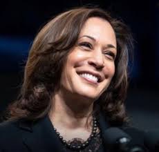 Lenora Brown (@TeTeElleNora)