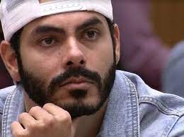 Em uma disputa contra a cantora pocah e o esportista arthur, que uniram suas torcidas para se após se livrar paredão, pocah se consagra como a nova líder do bbb21. Bbb 21 Paredao Rodolffo E O Nono Eliminado Com 50 48