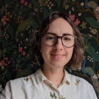 Danielle Arens's Instagram, Twitter & Facebook