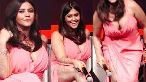 Mano ya na mano in 1995 was her debut tv serial and when. Ekta Kapoor Worst Dress At Jagran Film Festival 2018 Youtube