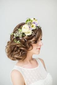 Coiffure cheveux boucles mi long mariage, les photos pub. Coiffure Mariage Cheveux Longs 55 Idees De Coiffure Mariee Cheveux Long