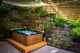 Acheter un jacuzzi pas cher ou un spa: Un Spa Pas Cher Trouver La Bonne Affaire Guide Piscine Fr Jacuzzi Exterieur Jacuzzi Spa Exterieur