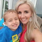 Alison Bulger's Instagram, Twitter & Facebook