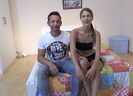 18 yaşında kızın ilk kullanıcısı oluyor Porno 7DAK farkıyla izle