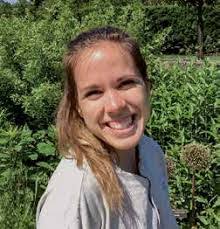 Sarah Lesher's Instagram, Twitter & Facebook