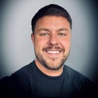 300+ profils pour “Brad Davies”