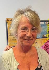 Lakeside women's club award winners