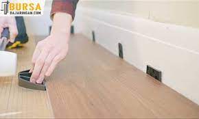 Kami tidak menjual vinyl per meter atau per m2, tapi dijual dalam ukuran box dengan luas 3,3m2 dan roll luas 40m2/50m2. 23 Harga Vinyl Lantai Per Meter Terbaru Dan Terlaris 2021