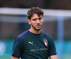 Manuel locatelli fifa 20 career mode рейтинги игрока. Arsenal Launch Offer For Sassuolo S Manuel Locatelli After Euro 2020 Heroics Qlur