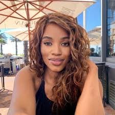 Makeba Thomas's Instagram, Twitter & Facebook