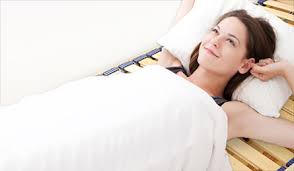 Diesen hinweis ausblendenist der lattenrost nicht richtig eingerichtet, hilft die beste matratze nichts, um am morgen gut erholt aus dem bett zu steigen. Den Lattenrost Richtig Einstellen Tipps Und Tricks Fur Ergonomisches Liegen
