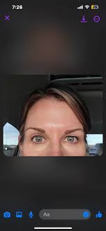 How to even out hooded eyes with lash curls?