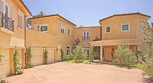 Nicki Minaj S La Mansion Is Hit In 140k Burglary Nicki Minaj House La Mansions Mansions